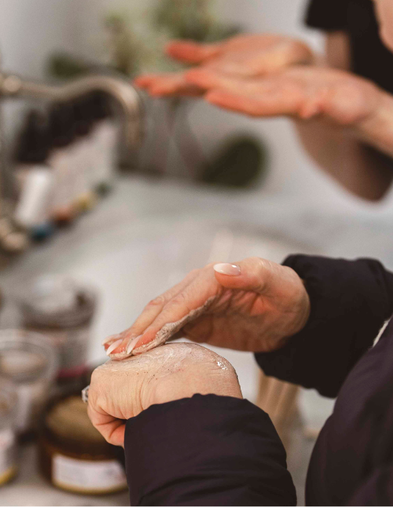 Aloe Vera & Seaweed Hand & Body Scrub